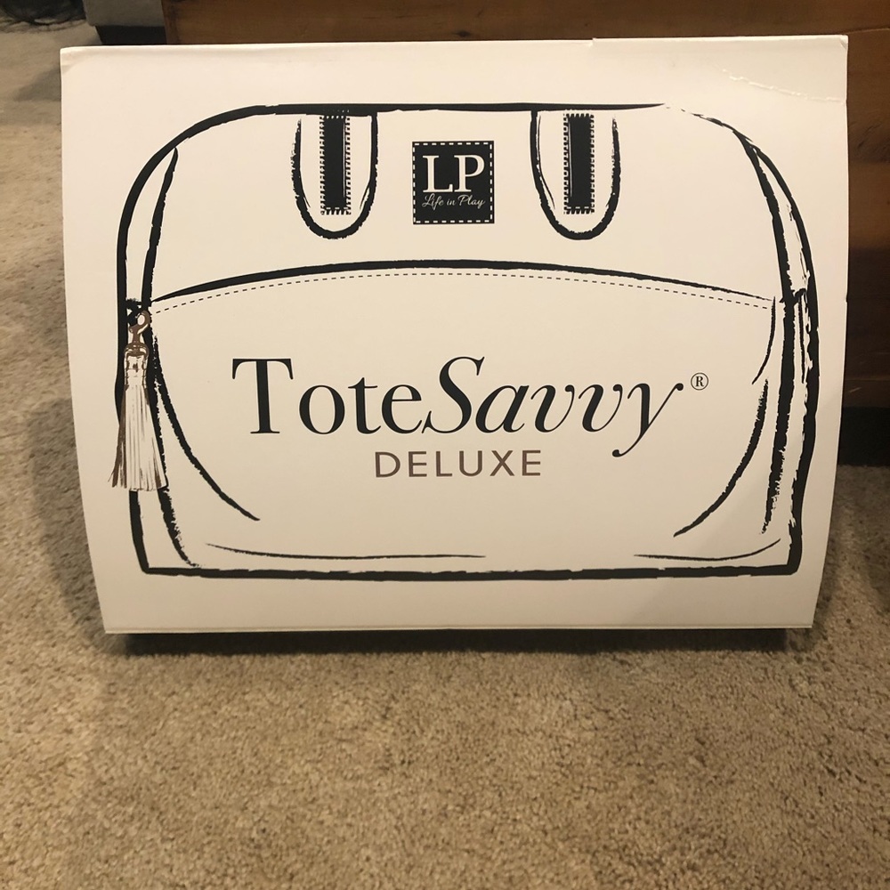 NIB ToteSavvy Deluxe - Black
